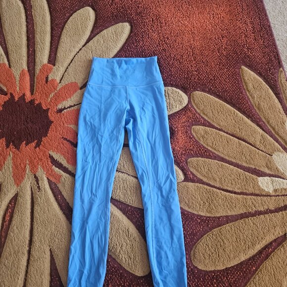 Lululemon leggings, size 0, sky blue color, like new - Picture 2 of 2
